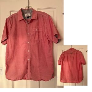 Red short sleeve button down - M